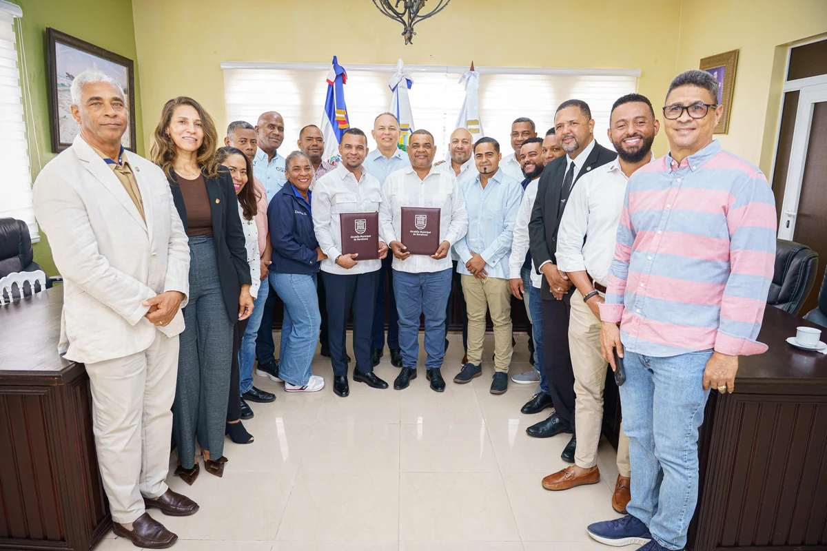 Cámara × Ayuntamiento de Barahona